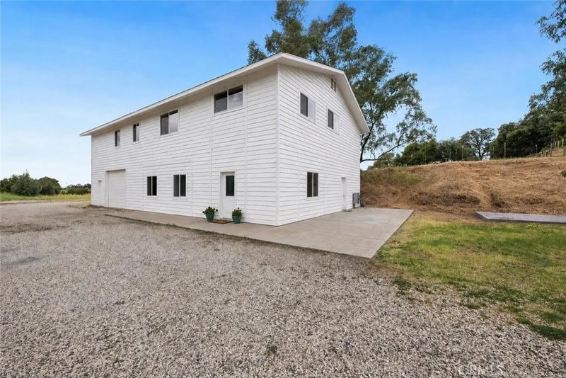 2728 Pentz Road