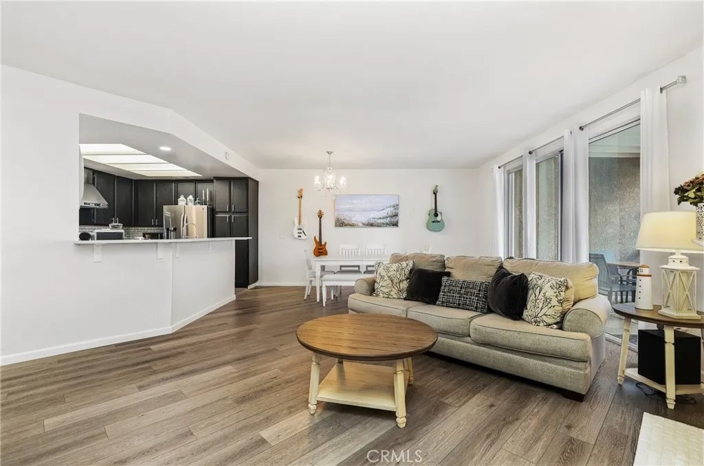 10401 Garden Grove Boulevard 21