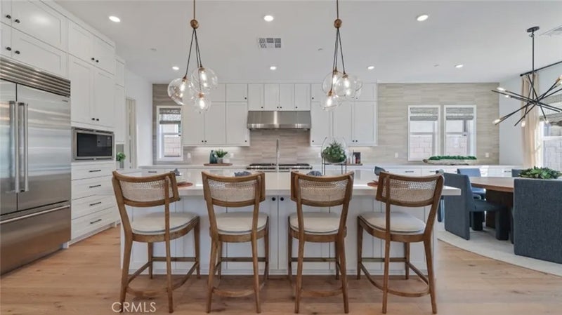 21441 Cloud Ridge