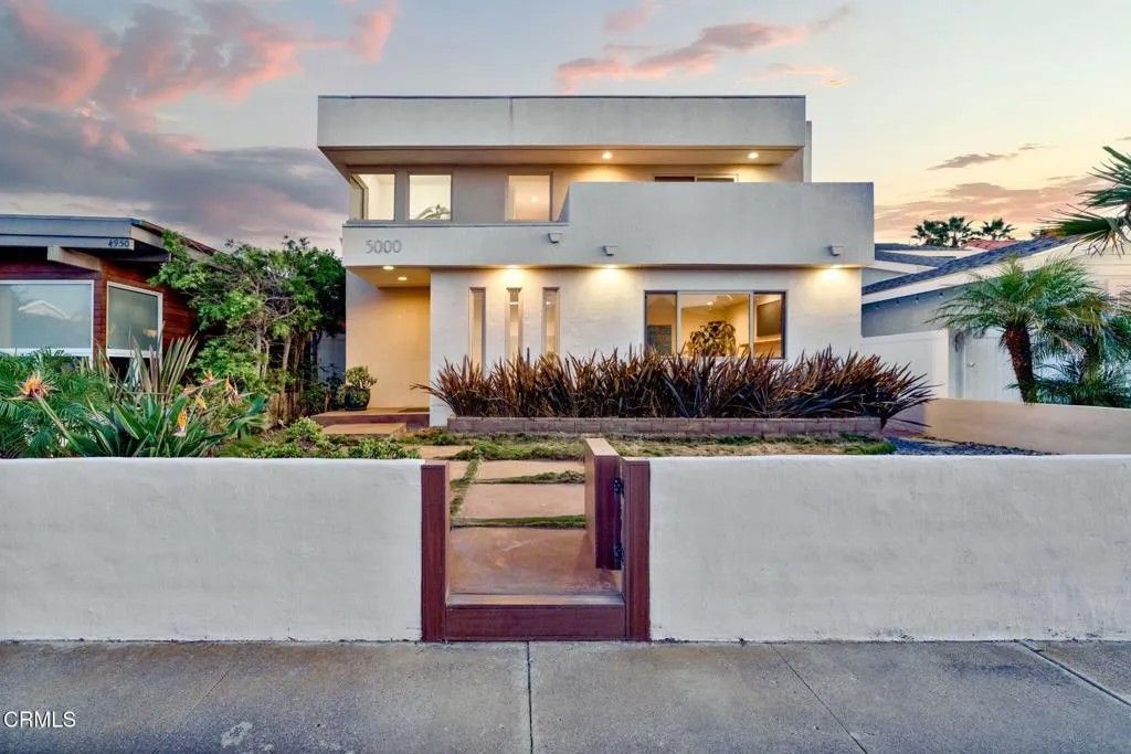 Photo of 5000 Island View Street, Oxnard, CA 93035 (MLS # V1-34332)