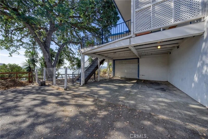 3611 Oak Drive