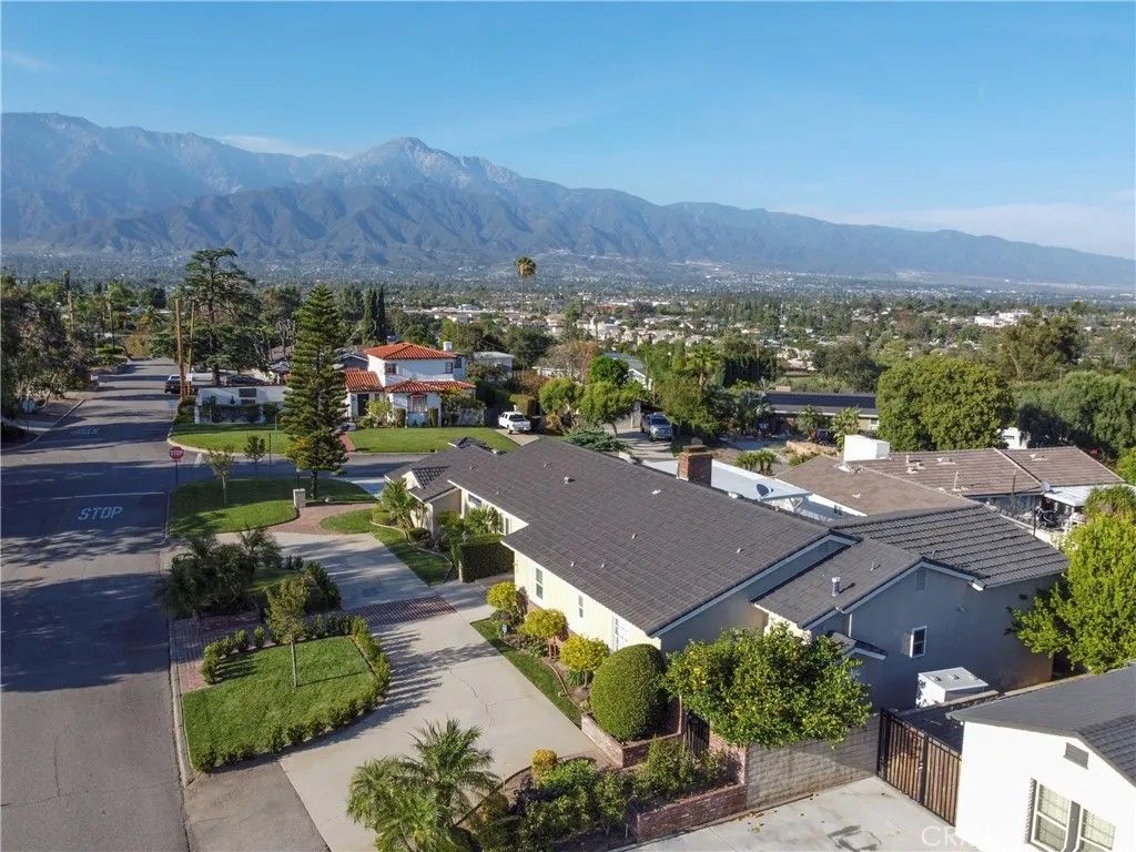 Photo of 7813 Valle Vista, Rancho Cucamonga, CA 91730 (MLS # CV26085406)