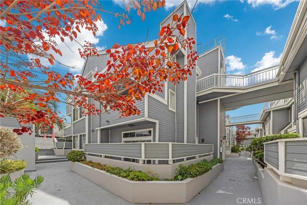 Photo of 1097 Blanche St #132, Pasadena, CA 91106 (MLS # TR26089078)