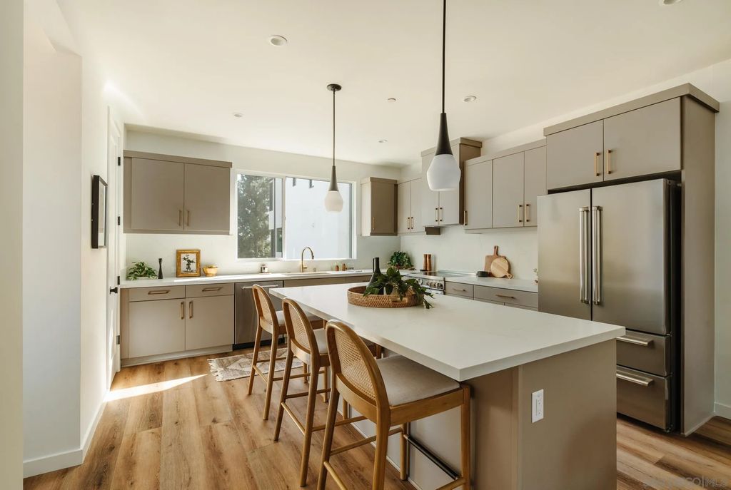 Photo of 3863 N Riley Ln, Los Angeles, CA 90065 (MLS # 260005297)