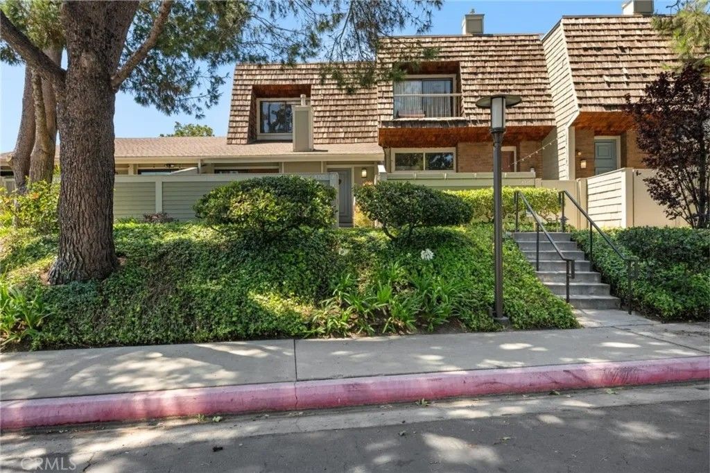 Photo of 4320 Glencoe Avenue #2, Marina Del Rey, CA 90292 (MLS # PW25276693)