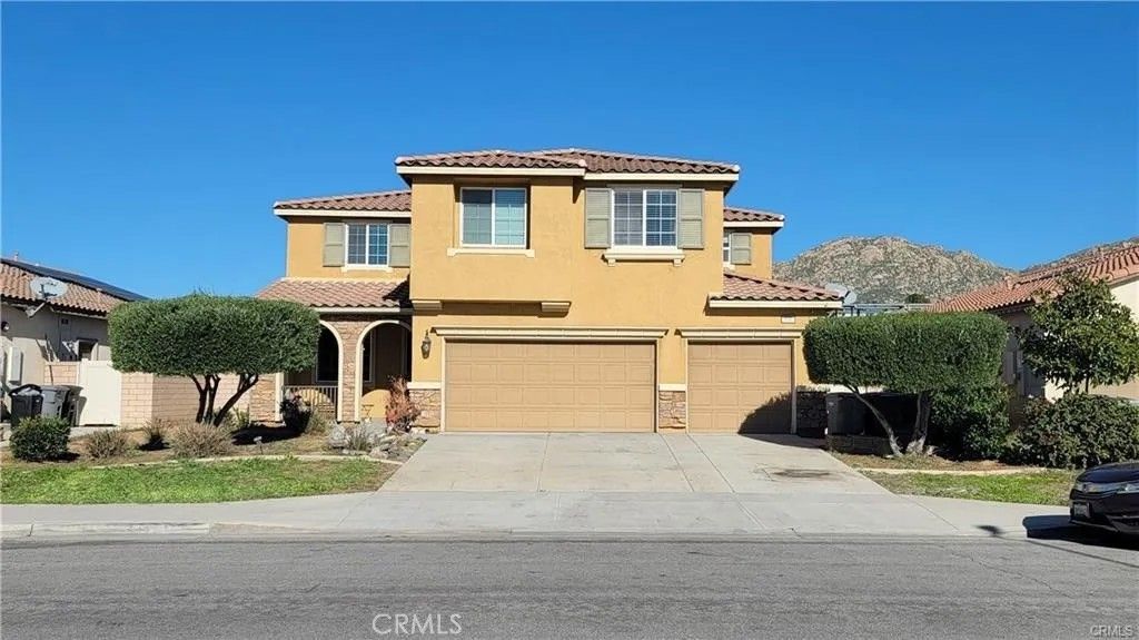 Photo of 846 Santona, Perris, CA 92571 (MLS # TR26061667)