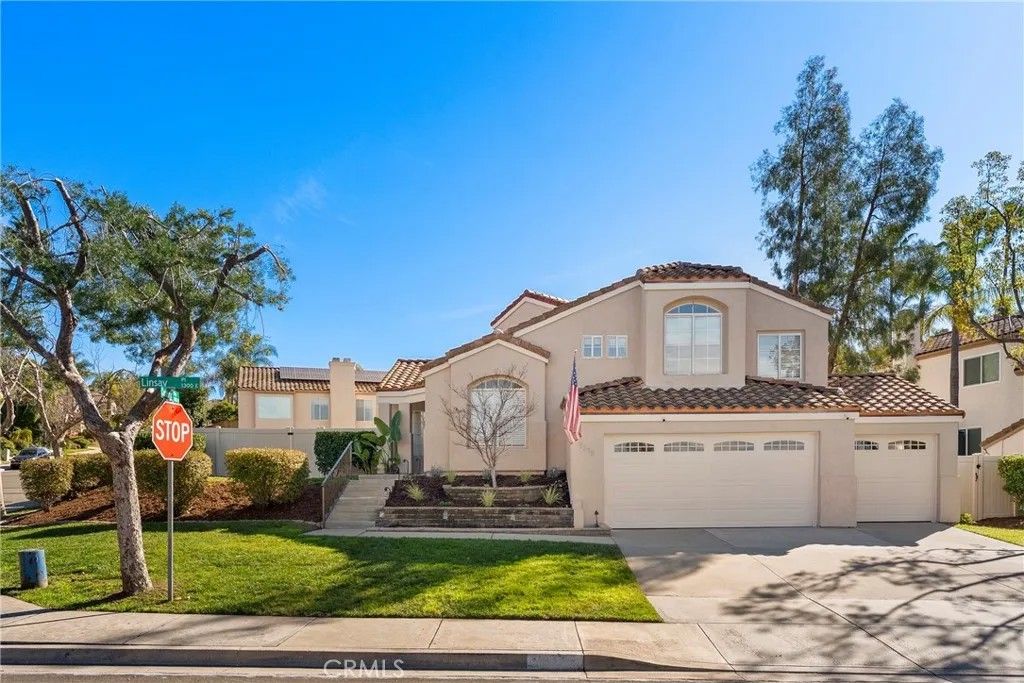 Photo of 1375 Linsay Pl, Escondido, CA 92026 (MLS # ND26010374)