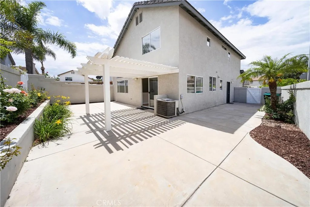 877 Willowcreek