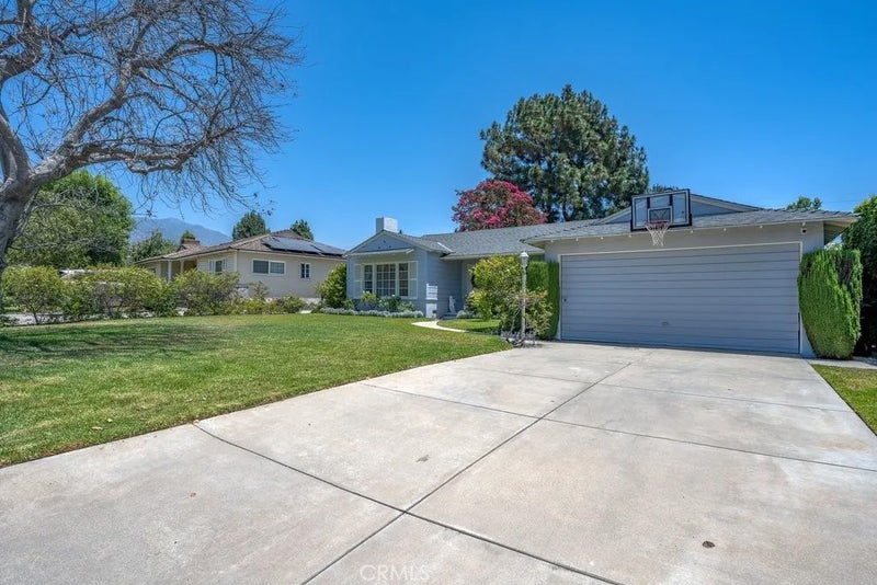 522 Santa Cruz