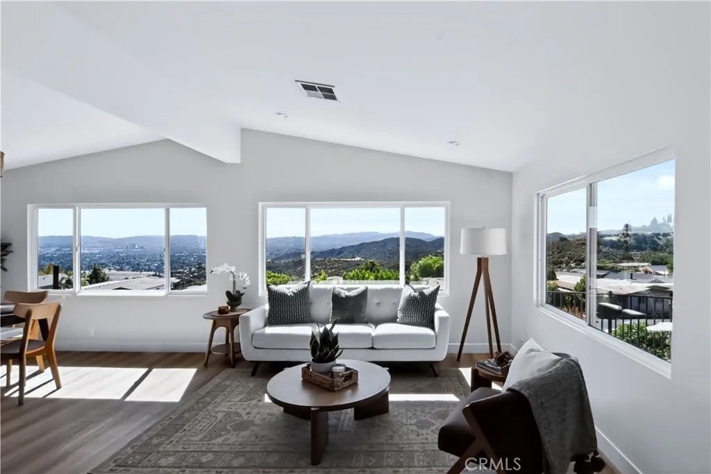 24303 Woolsey Canyon 66