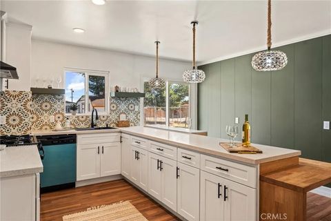 Photo of 9925 Redwood Ave, Hesperia, CA 92345 (MLS # CV25248540)