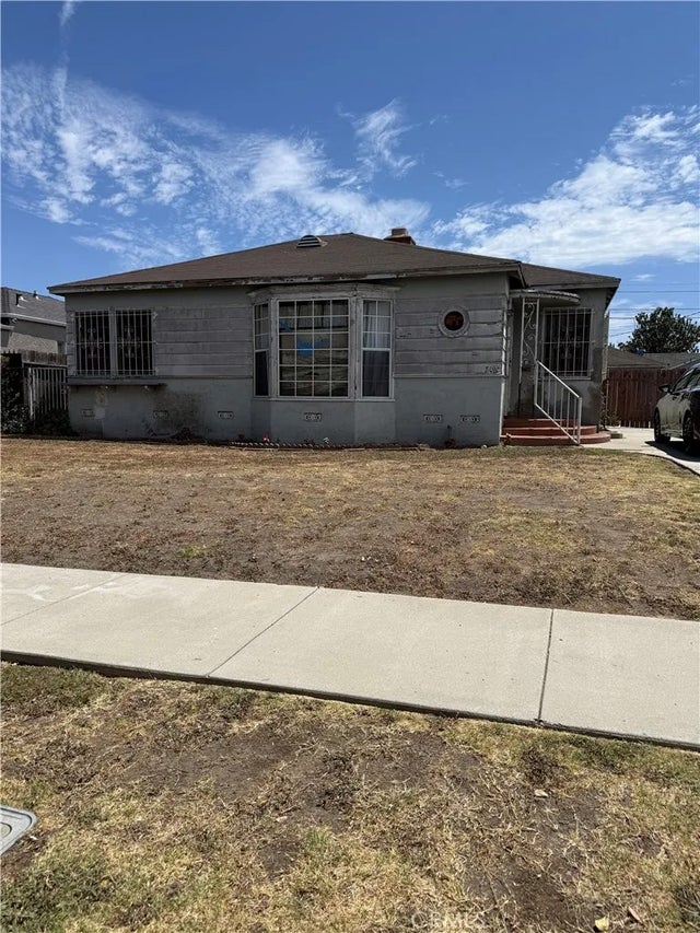 806 W 108th, Los Angeles