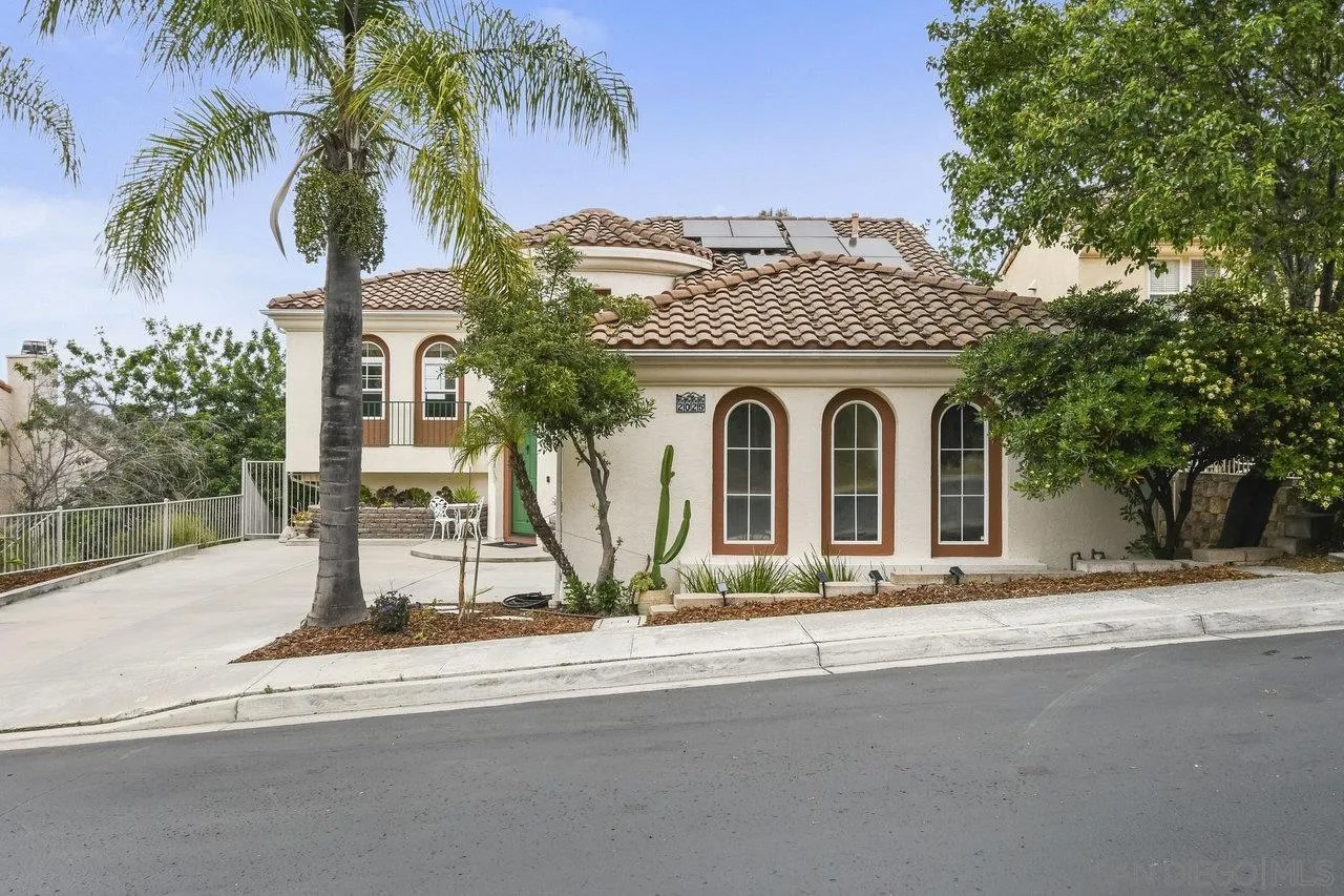 2025 Fabled Waters Dr.