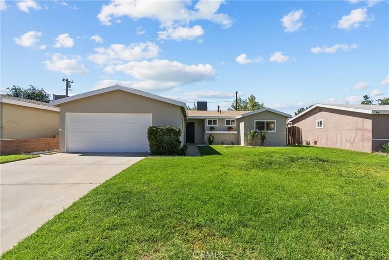 512 E Lingard