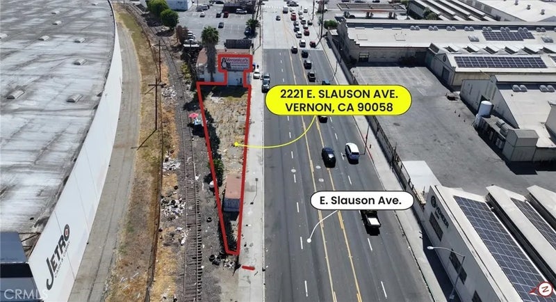 2221 E Slauson