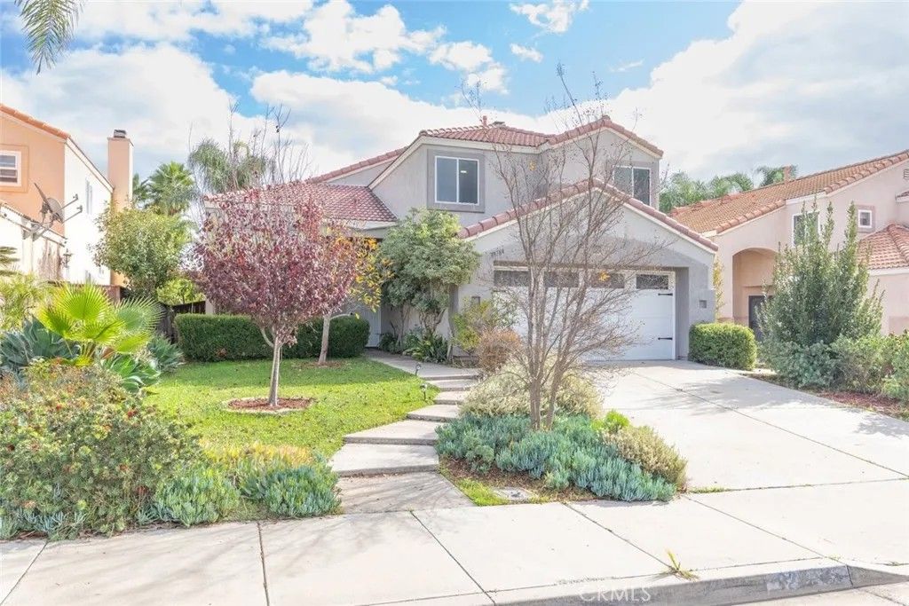 Photo of 39784 Via Careza, Murrieta, CA 92563 (MLS # SW26004871)