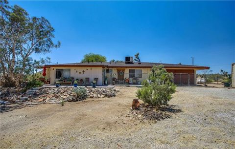 Tiny photo for 5407 Paradise View Road, Yucca Valley, CA 92284 (MLS # JT25238797)