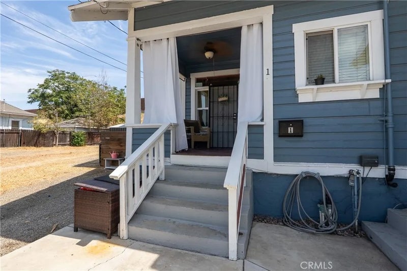 3452 Mulberry Street