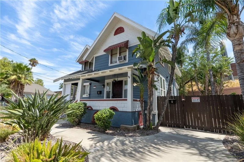 3452 Mulberry Street