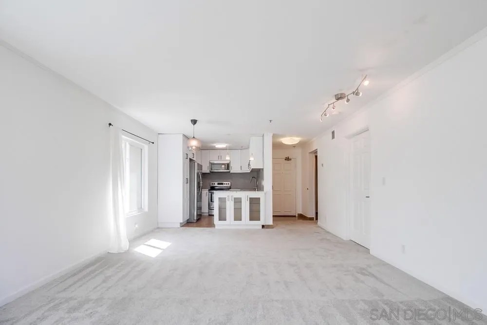 5645 Friars Rd 363