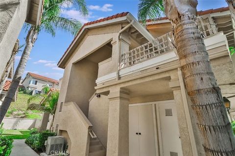 Photo of 625 Hazelwood Way #A, Simi Valley, CA 93065 (MLS # SR25278682)