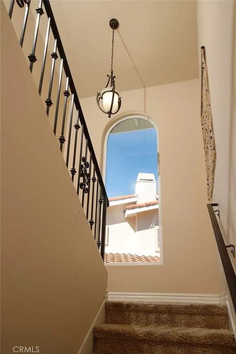 Tiny photo for 1595 E Avenida De Las Flores, Thousand Oaks, CA 91362 (MLS # GD25243937)
