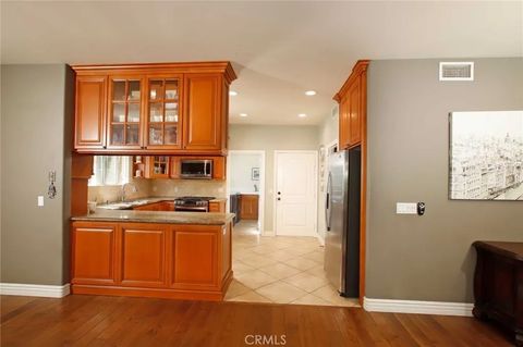 Tiny photo for 1595 E Avenida De Las Flores, Thousand Oaks, CA 91362 (MLS # GD25243937)