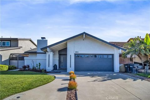 Photo of 26512 Mimosa Ln, Mission Viejo, CA 92691 (MLS # OC26077217)