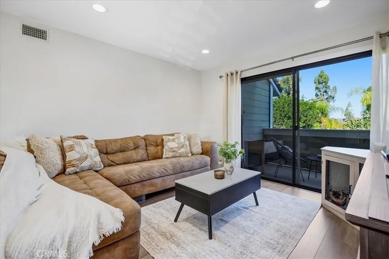75 Cambria