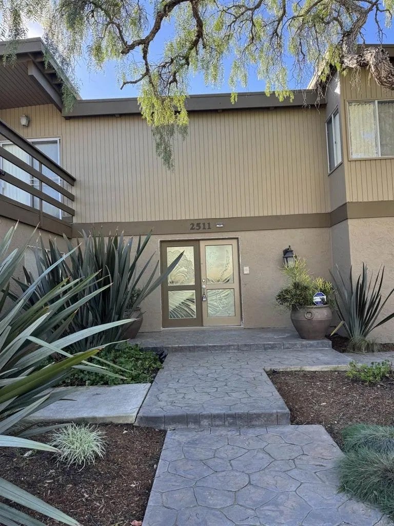 2511 El Amigo Rd