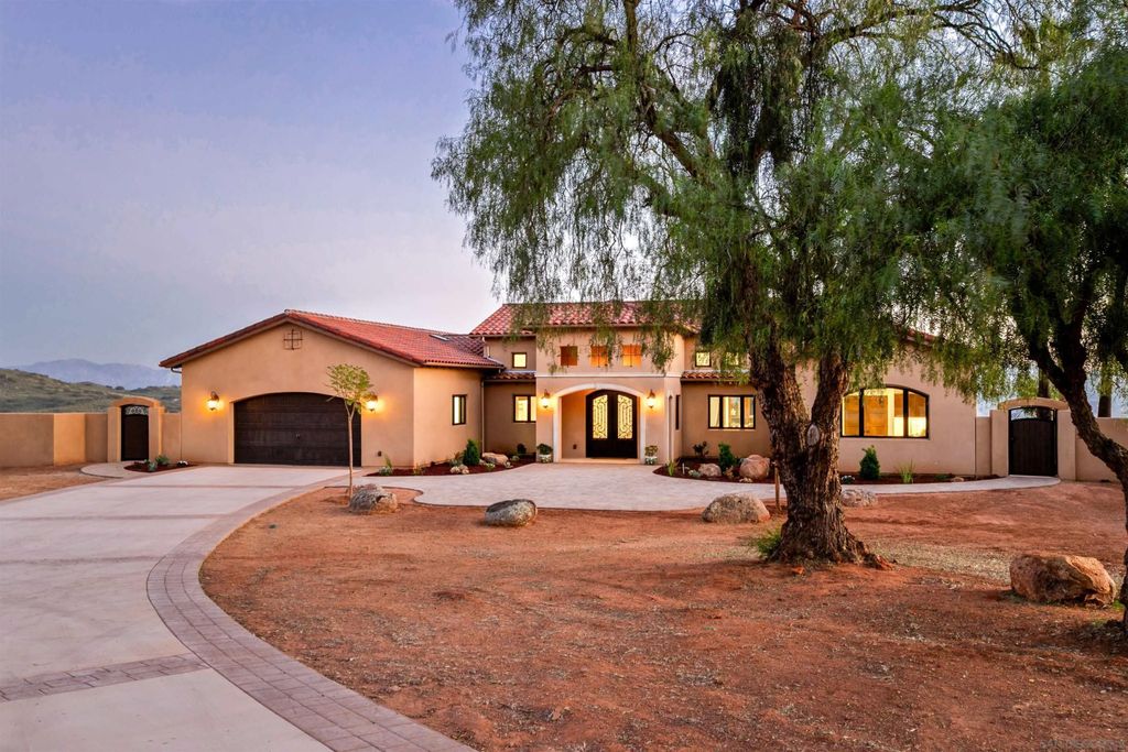 Photo of 19185 Via Cuesta, Ramona, CA 92065 (MLS # 260007173)