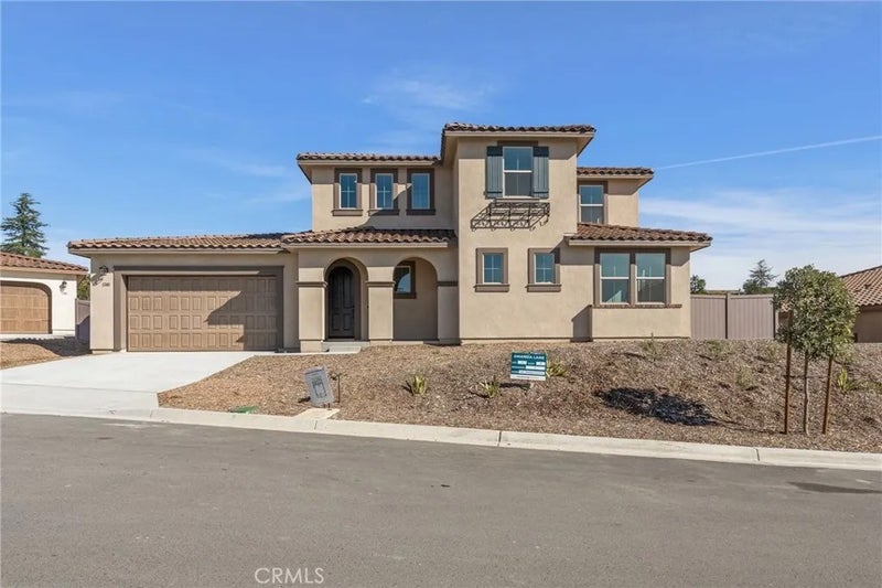 1381 Amanda Glen South