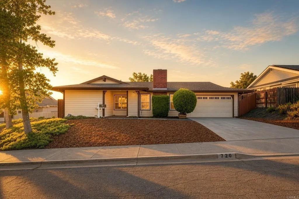 Photo of 720 Mclain Street, Escondido, CA 92027 (MLS # NDP2606396)