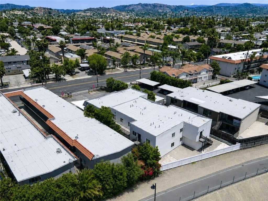 Photo of 331 Washington AVE, Escondido, CA 92025 (MLS # OC26160522)