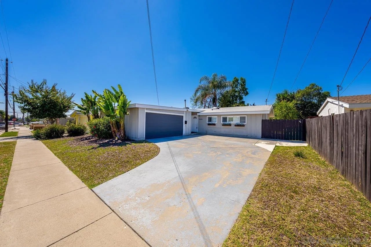 2626 Marathon Dr