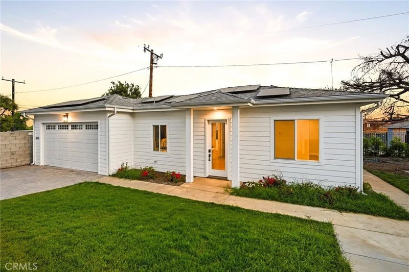 1688 E Mendocino
