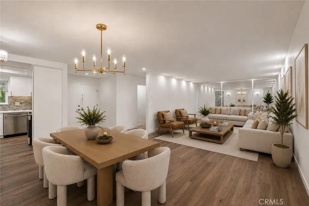 Photo of 2354 Via Mariposa #1E, Laguna Woods, CA 92637 (MLS # PW26207908)