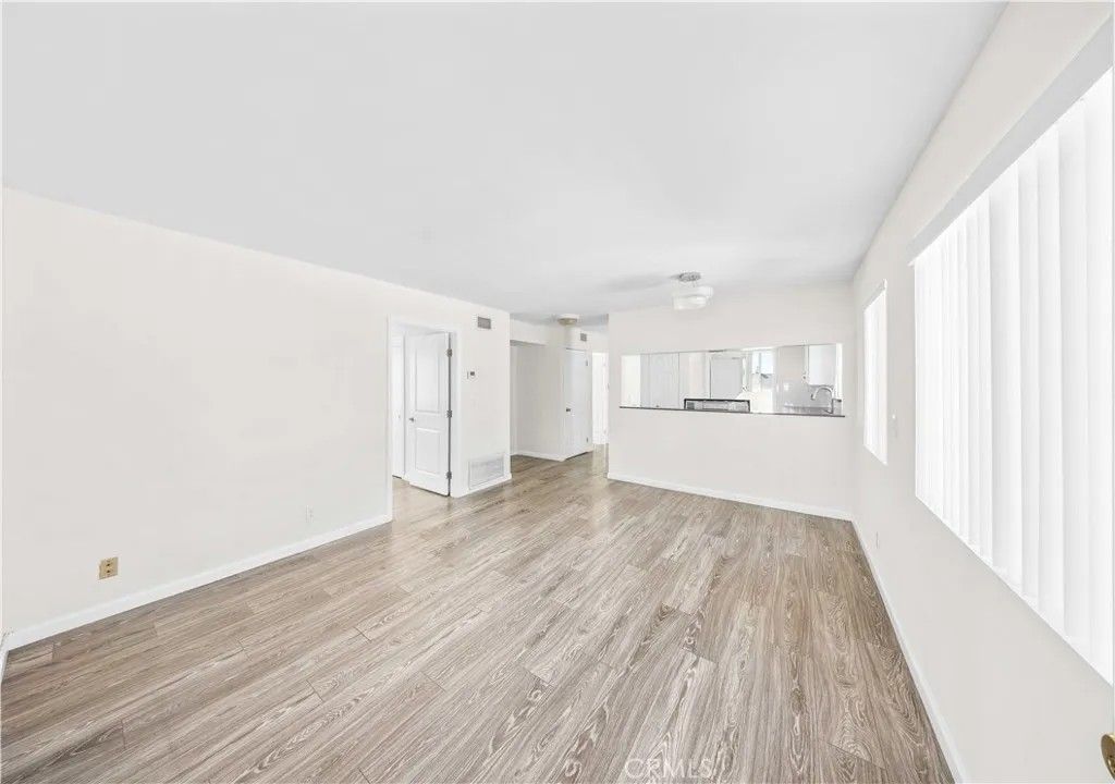 Photo of 10225 Fernglen #1/2, Tujunga, CA 91042 (MLS # GD26064565)