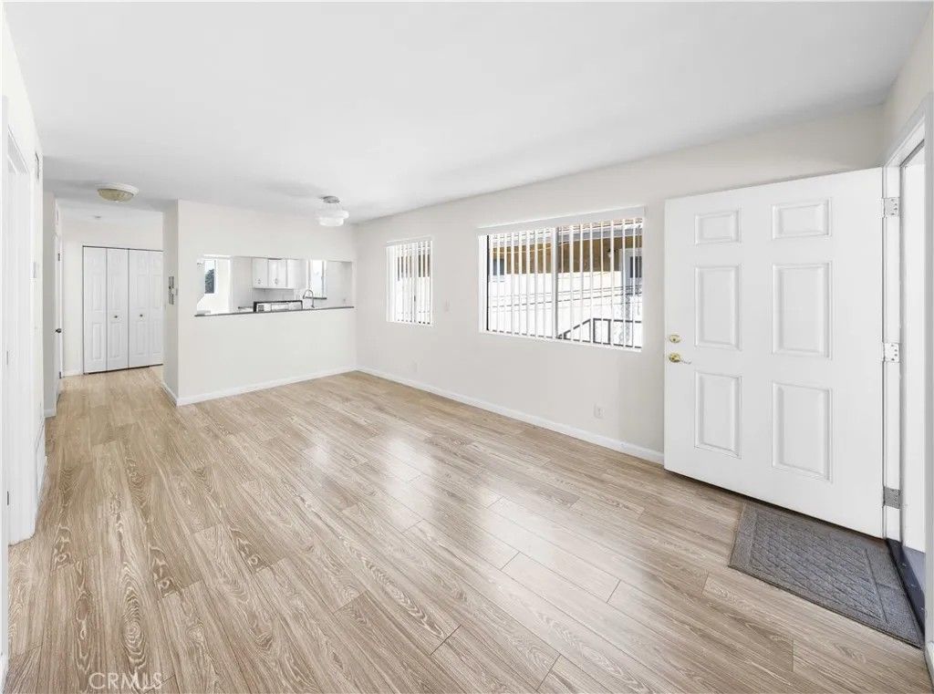 Photo of 10225 Fernglen #1/2, Tujunga, CA 91042 (MLS # GD26064565)