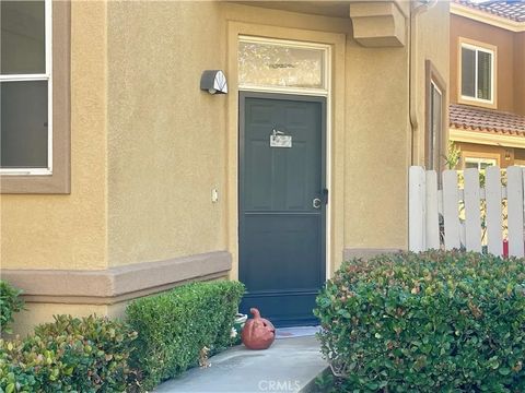 Photo of 17 Calle De Suenos, Rancho Santa Margarita, CA 92688 (MLS # OC25224805)
