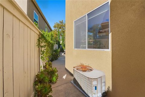 Tiny photo for 17 Calle De Suenos, Rancho Santa Margarita, CA 92688 (MLS # OC25224805)