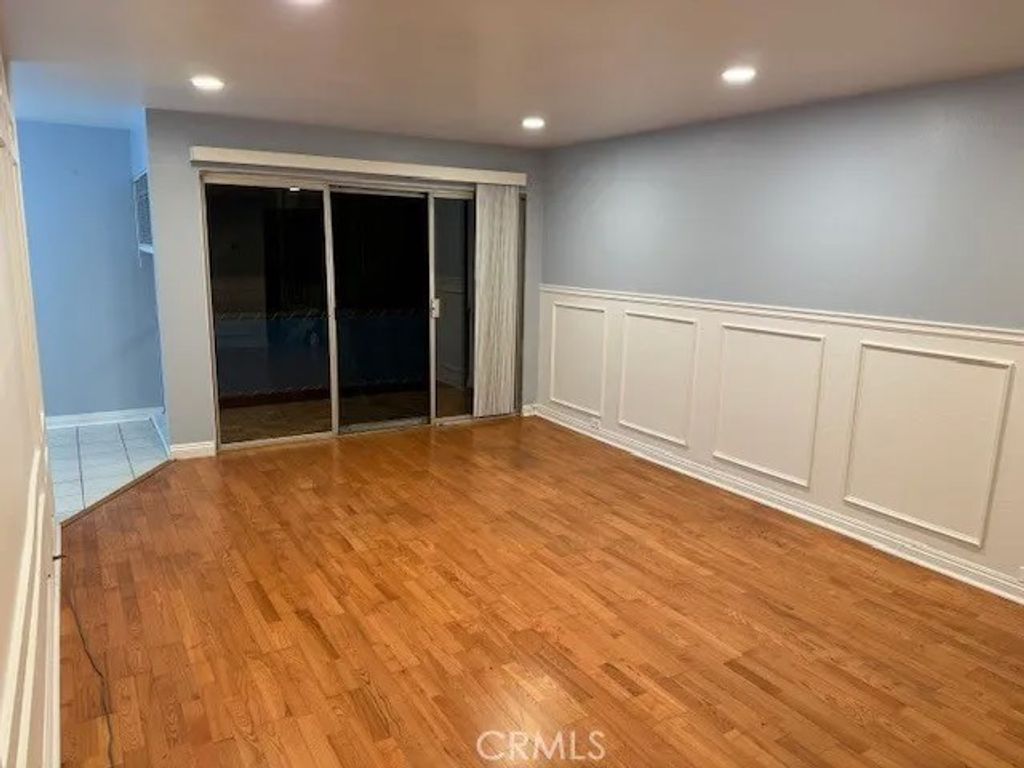 Photo of 3939 E Allin St #106, Long Beach, CA 90803 (MLS # OC26025559)