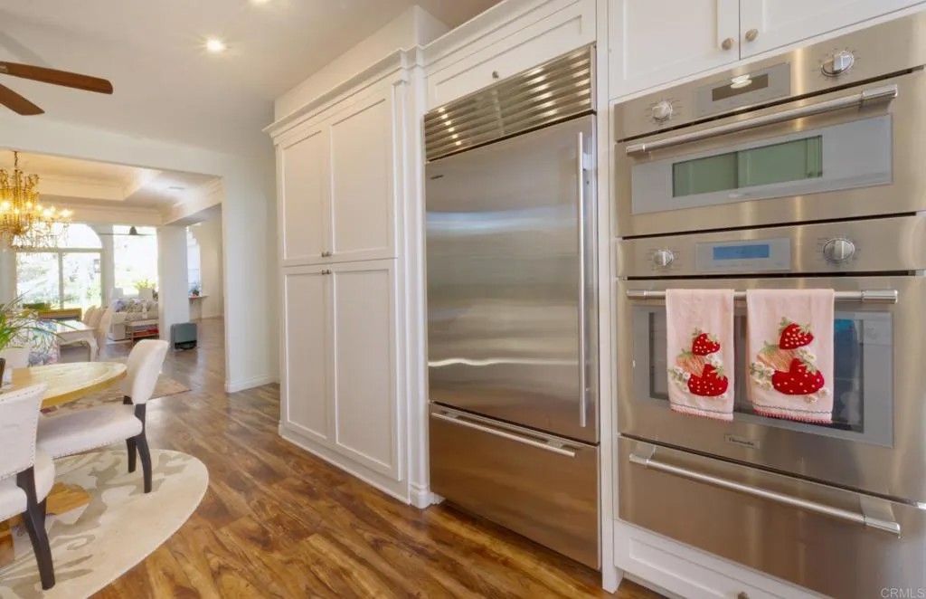 15522 Churchill Downs