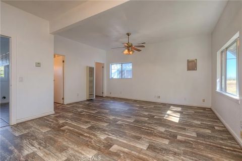 Tiny photo for 23468 Loleta Avenue, Corning, CA 96021 (MLS # SN25244333)