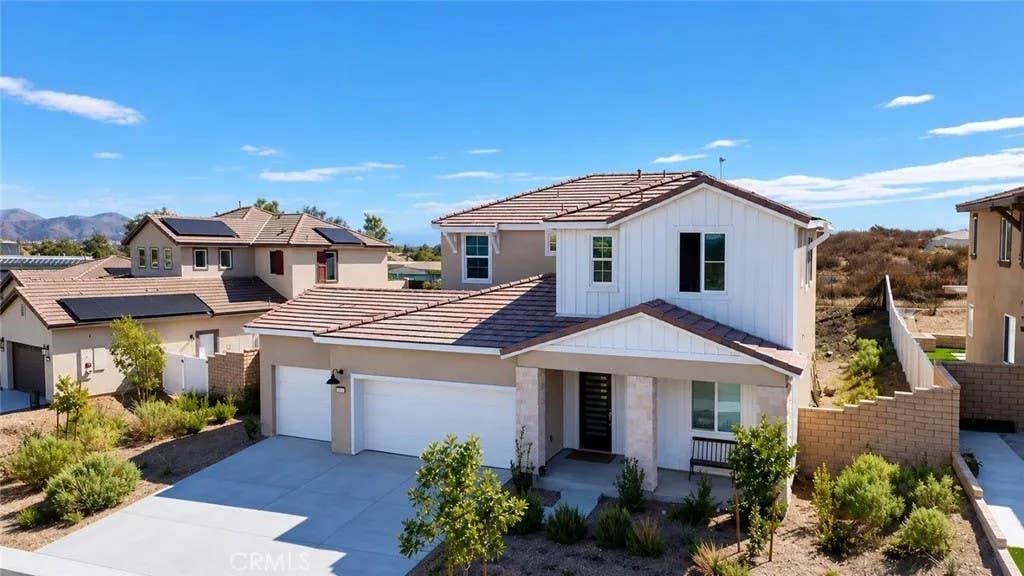 Photo of 30560 Cherry Birch Ave, Menifee, CA 92584 (MLS # SW26097009)
