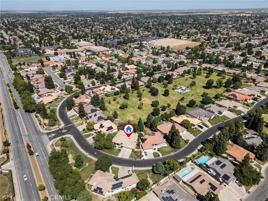 4205 Palisades Circle