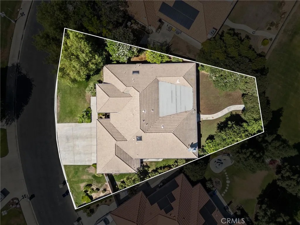 4205 Palisades Circle