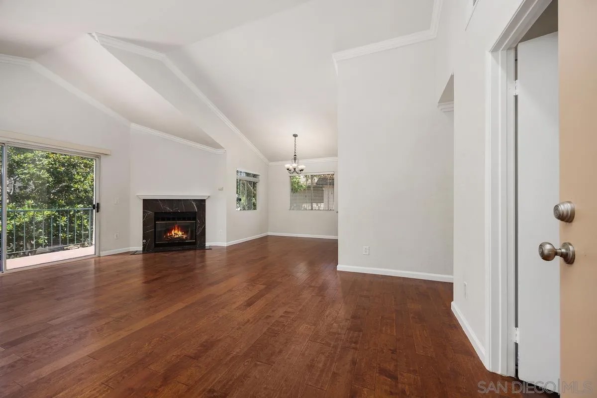 11239 Avenida De Los Lobos D