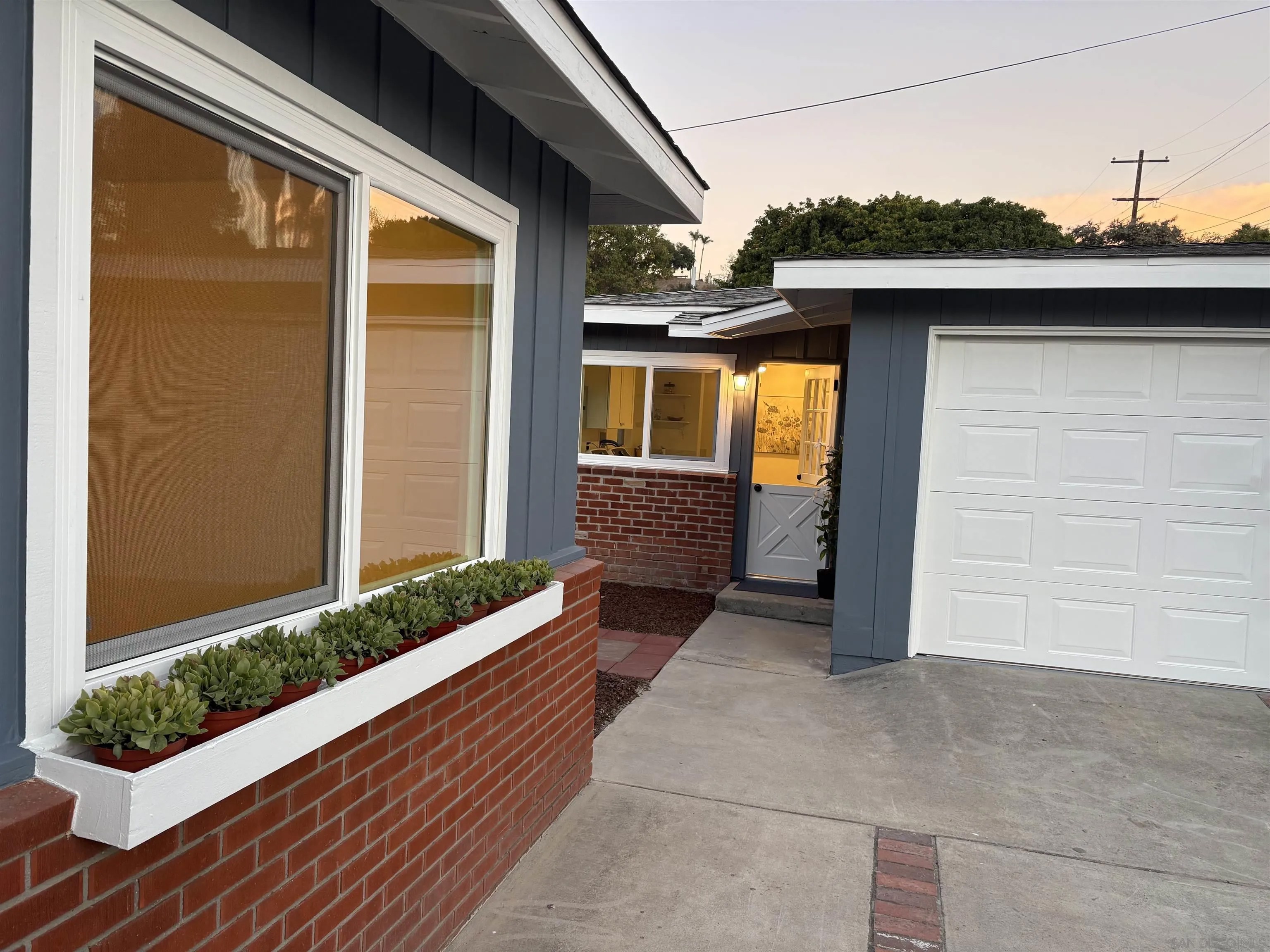 3114 Palm Crest Terrace