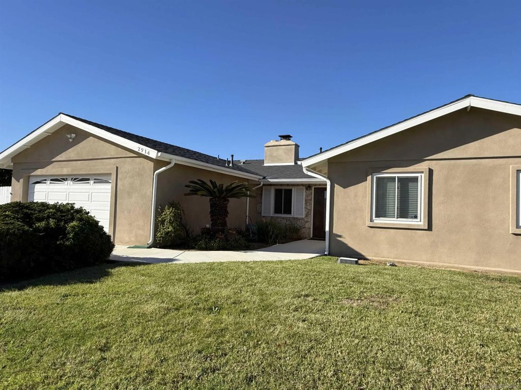 Photo of 2914 Governor Dr, San Diego, CA 92122 (MLS # 250045768)